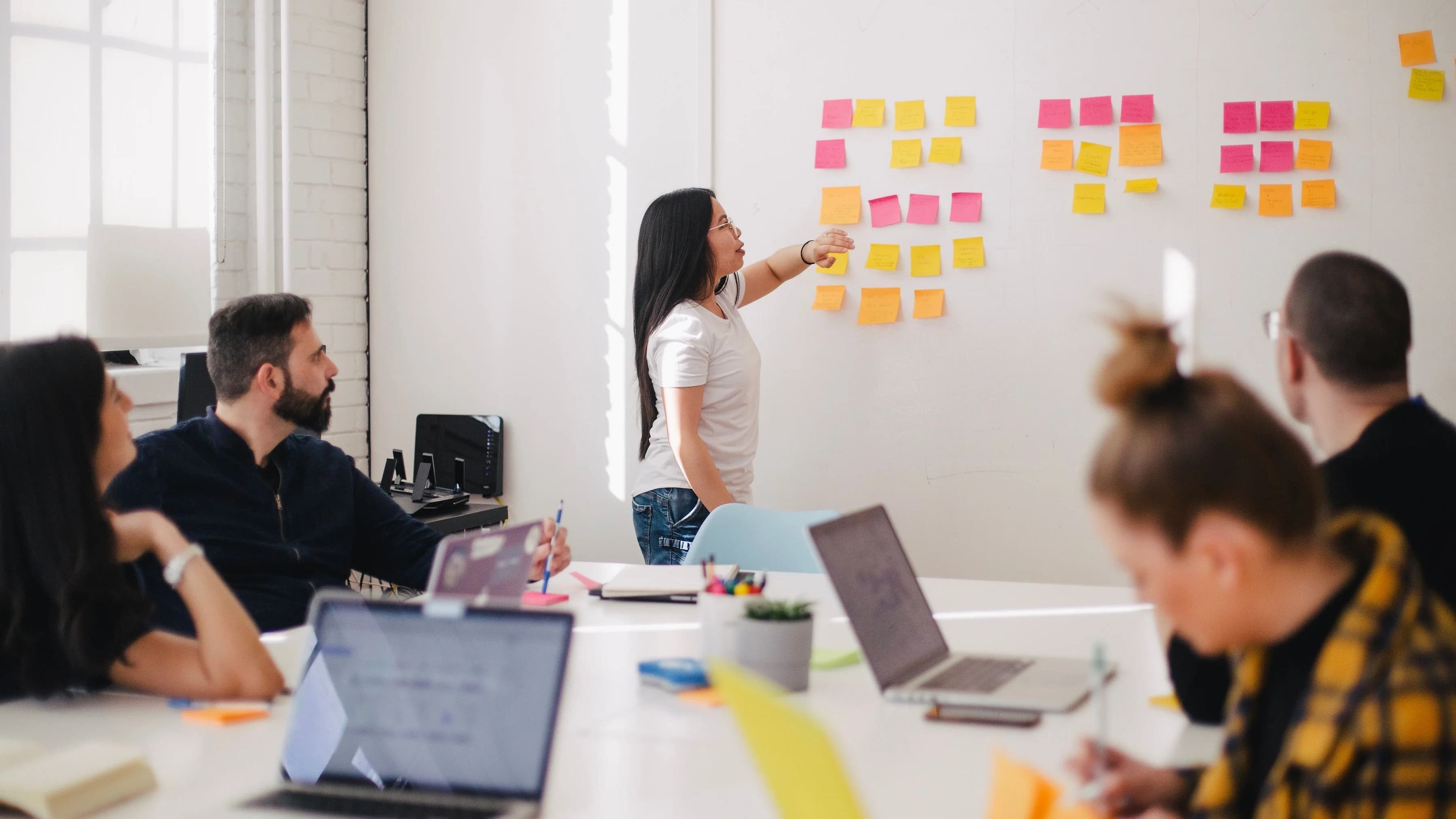 Portada de Scrum Fundamentals Certificación y capacitación gratuita (webinar en vivo)