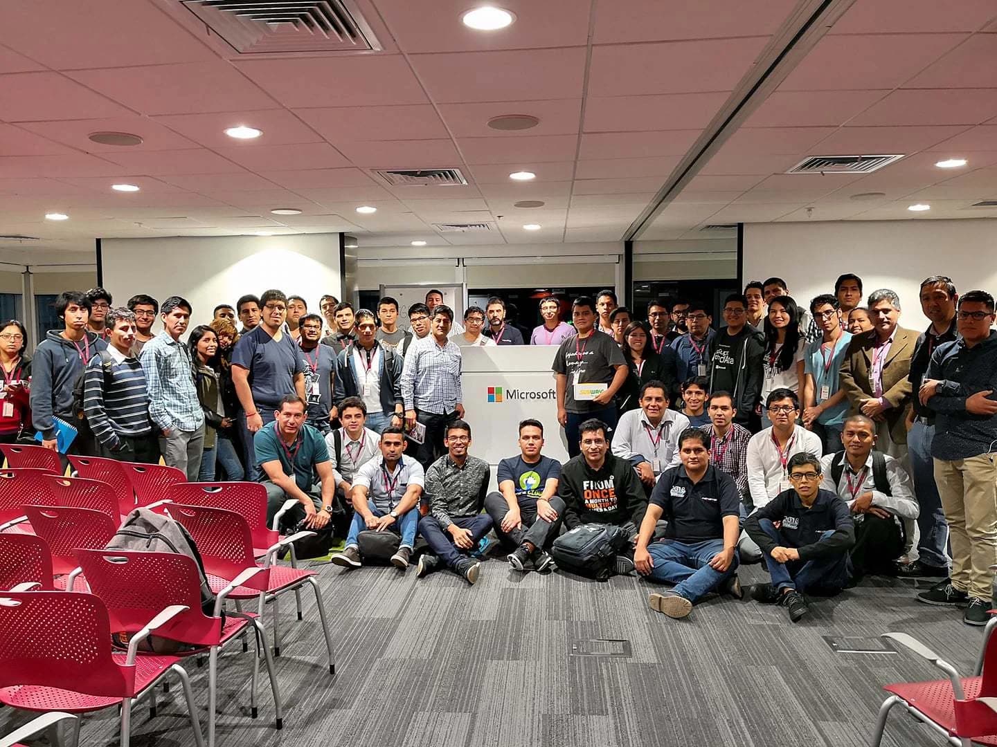 Portada de Diplomado Azure Data Fundamentals (DP-900)